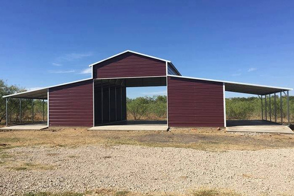 photos of american-steelcarports.com steel ag barns size 70x26x14x9x6